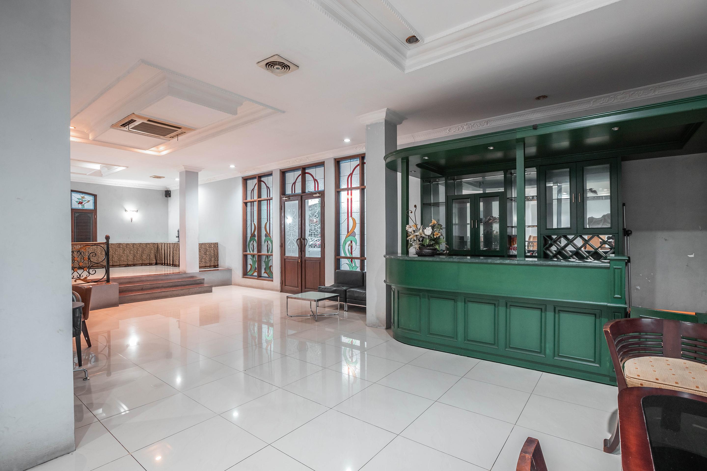 בקאסי Super Oyo 686 Bunga Karang Hotel מראה חיצוני תמונה