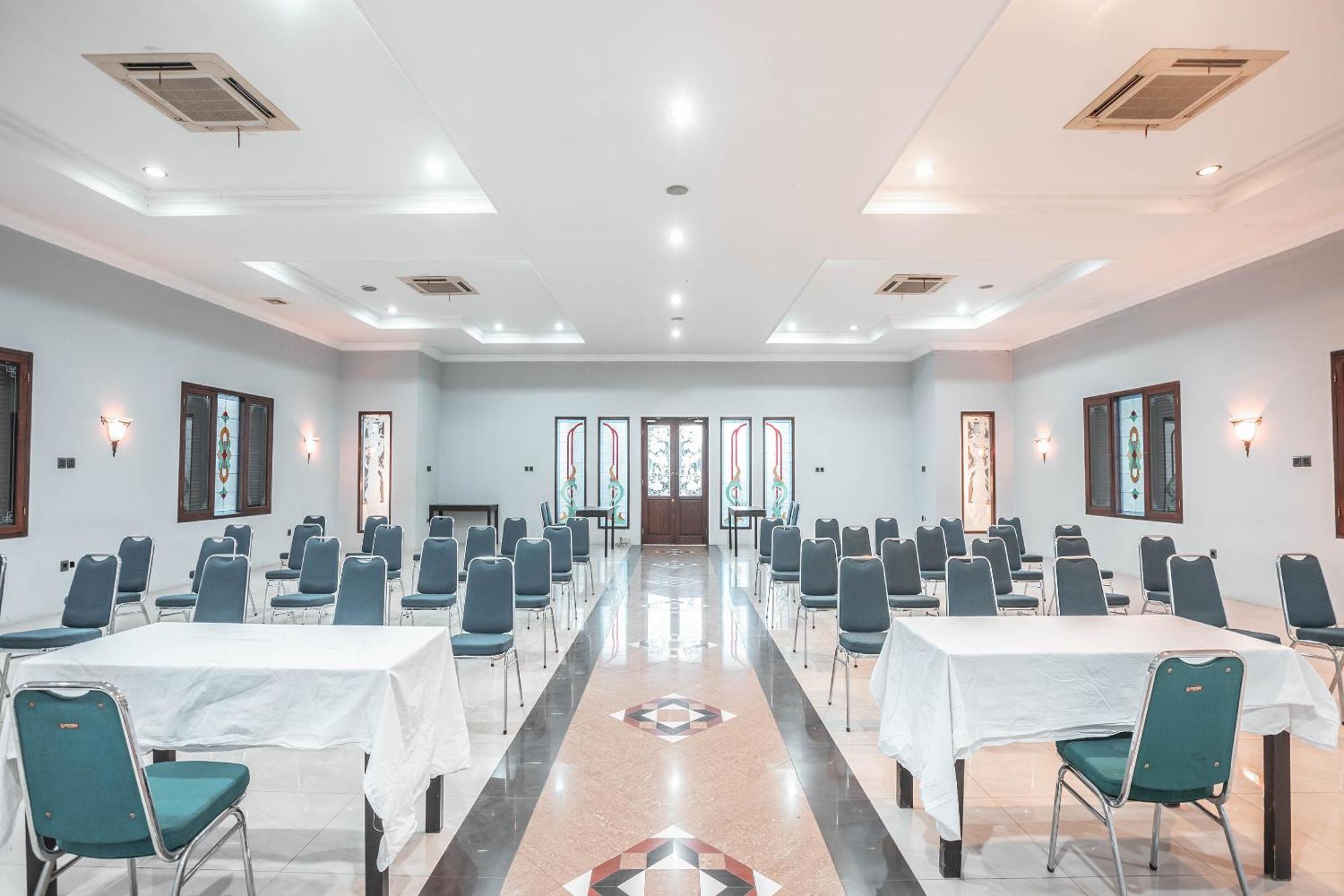 בקאסי Super Oyo 686 Bunga Karang Hotel מראה חיצוני תמונה