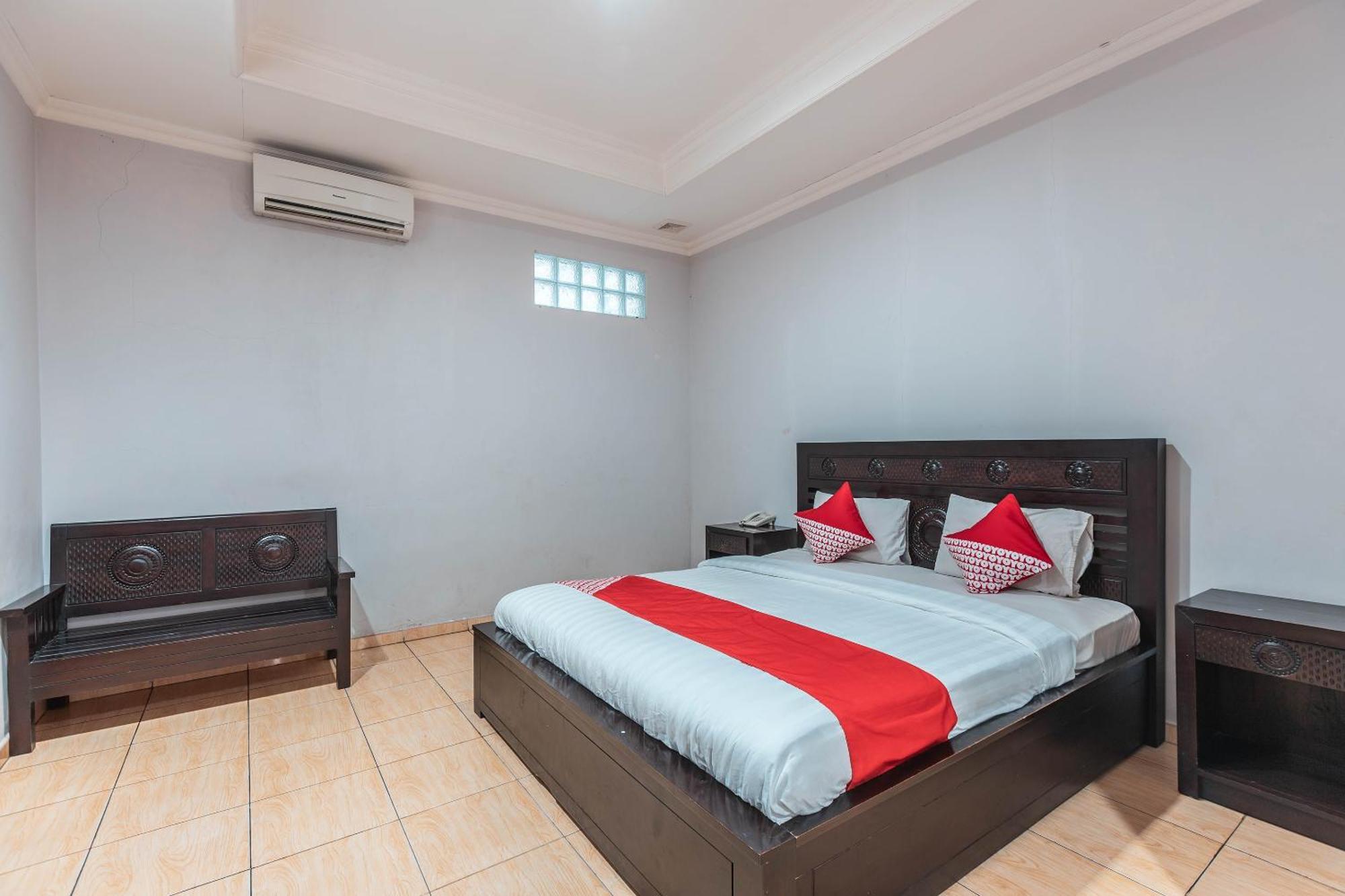 בקאסי Super Oyo 686 Bunga Karang Hotel מראה חיצוני תמונה